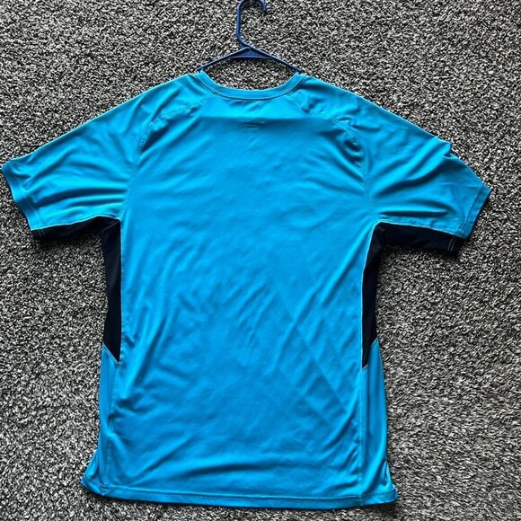 Nike Dri Fit Blue & Black Gym Shirt, Men’s Running Shirt, Lightweight Nike Shirt - Picture 2 of 5